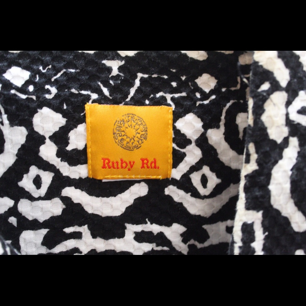 Black & White Ruby Rd Jacket - Picture 5 of 6